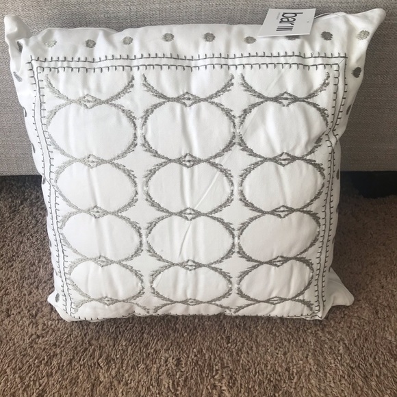 Pillow set embroidered + pom pom stripe - Picture 4 of 6